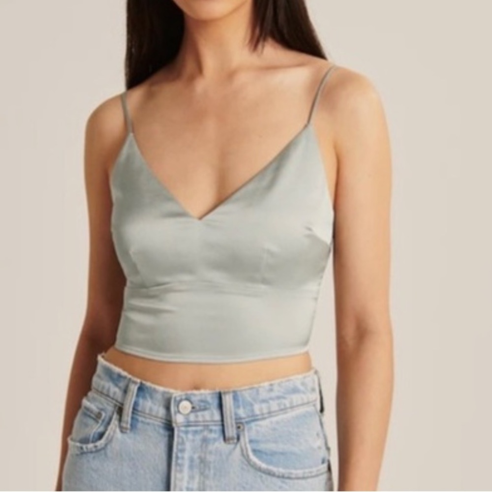 ✴️ NWT ABERCROMBIE & FITCH SMALL TANK SATIN CROP TOP GREEN SIZE SMALL
